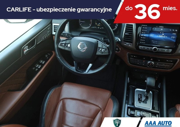 SsangYong REXTON cena 126000 przebieg: 74112, rok produkcji 2019 z Piastów małe 436